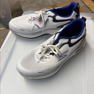 Skechers White and Blue Athletic Shoes